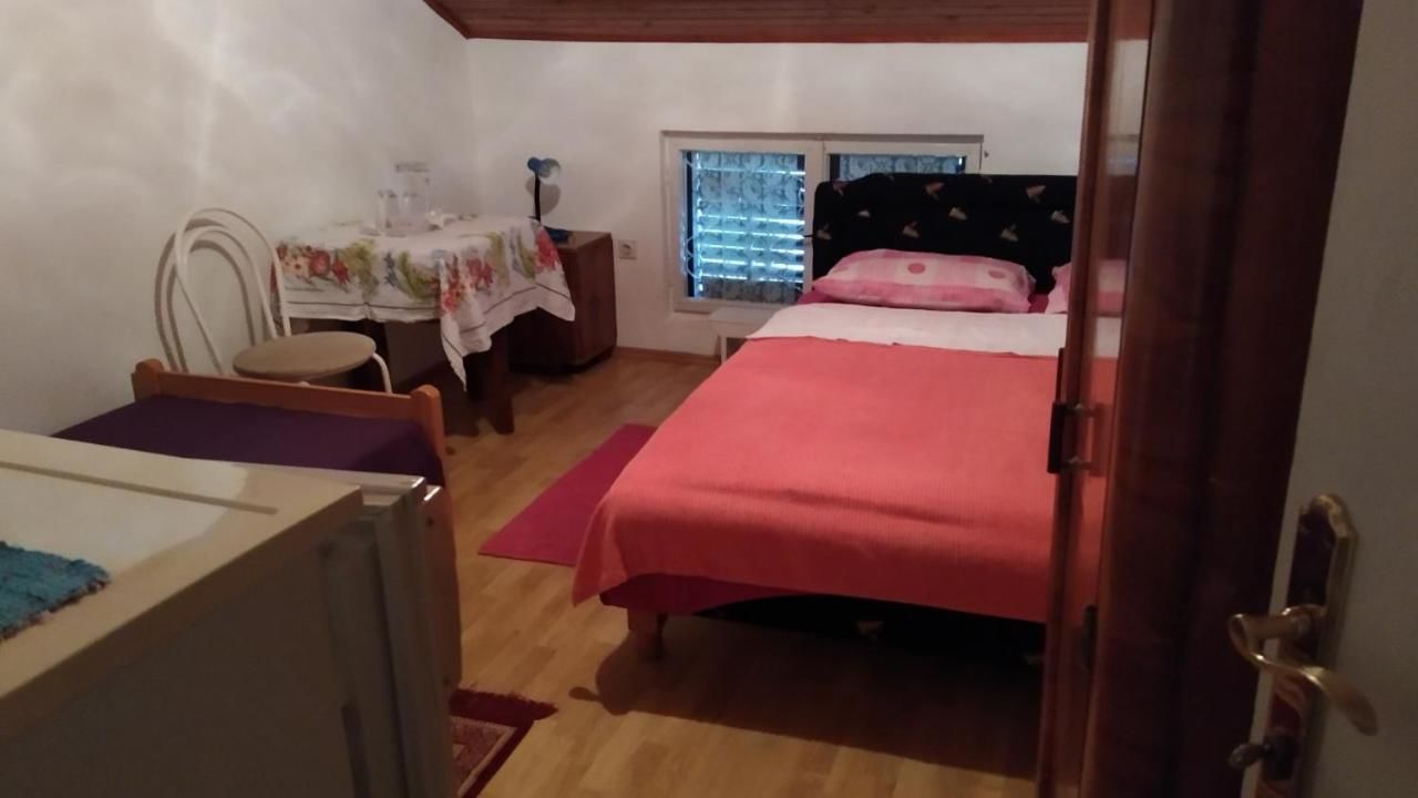 Гостевой дом Old house by the river and by the sea Игало